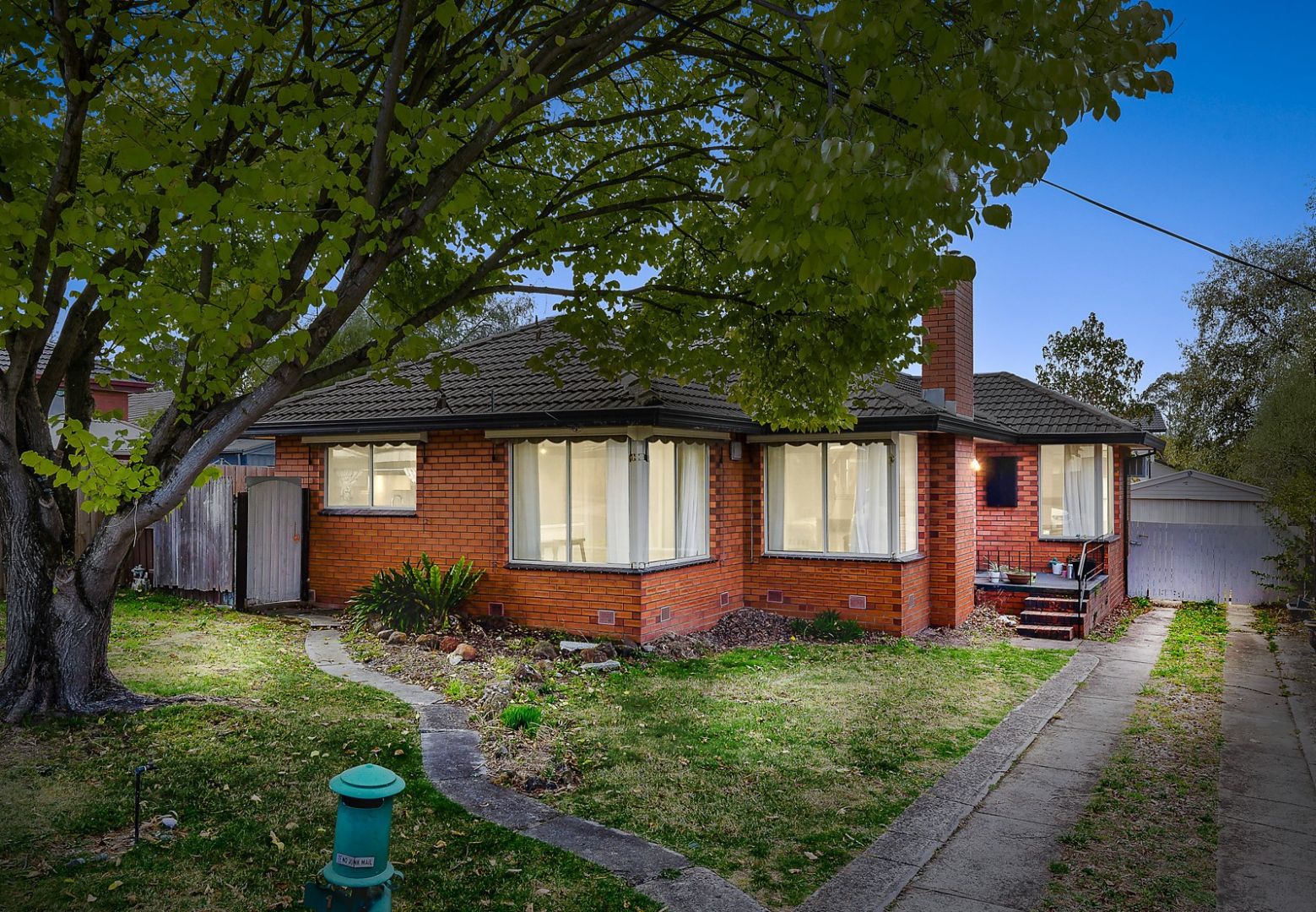 1-lasiandra-avenue-nunawading