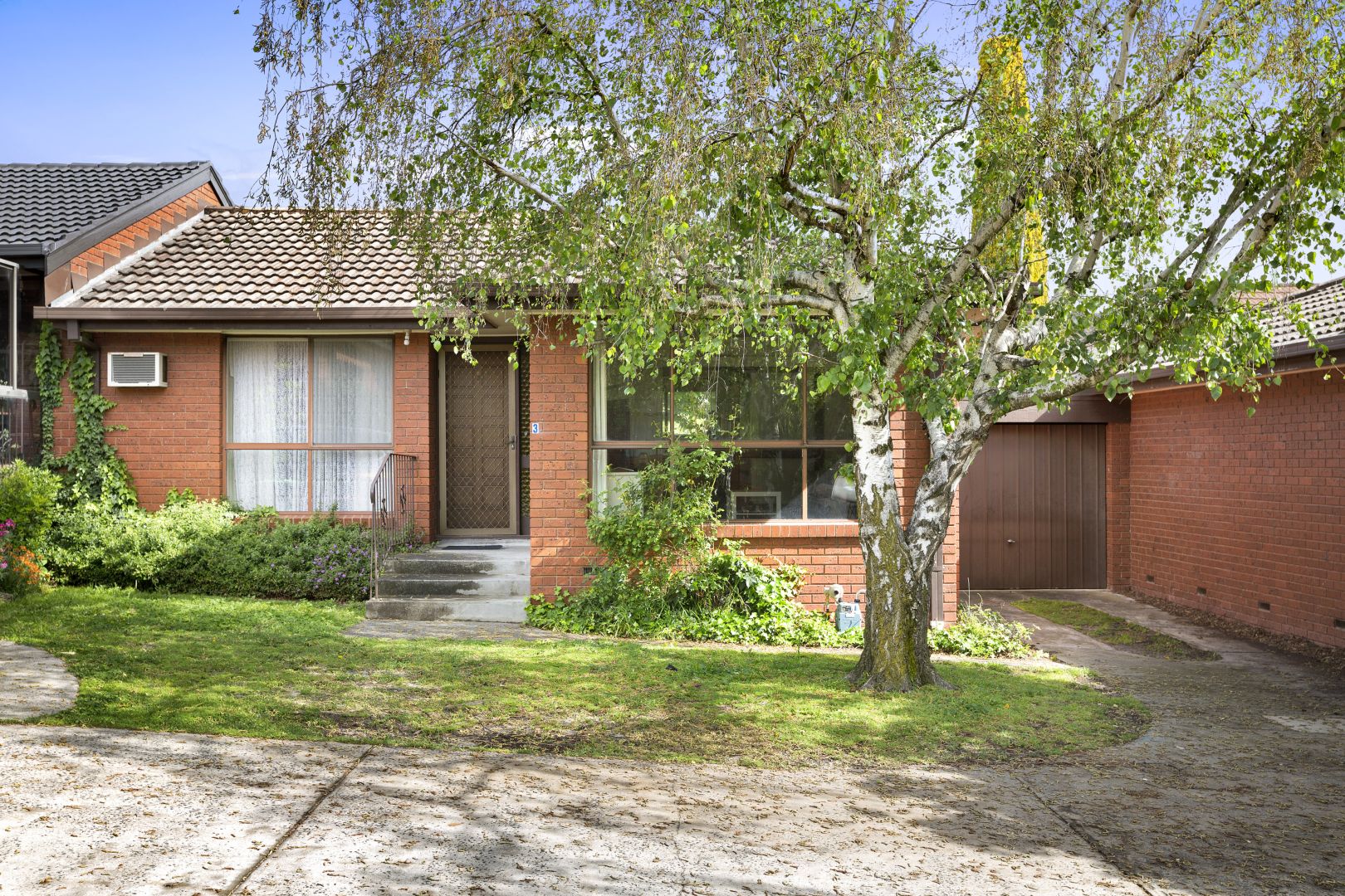 3-10-kangerong-road-box-hill