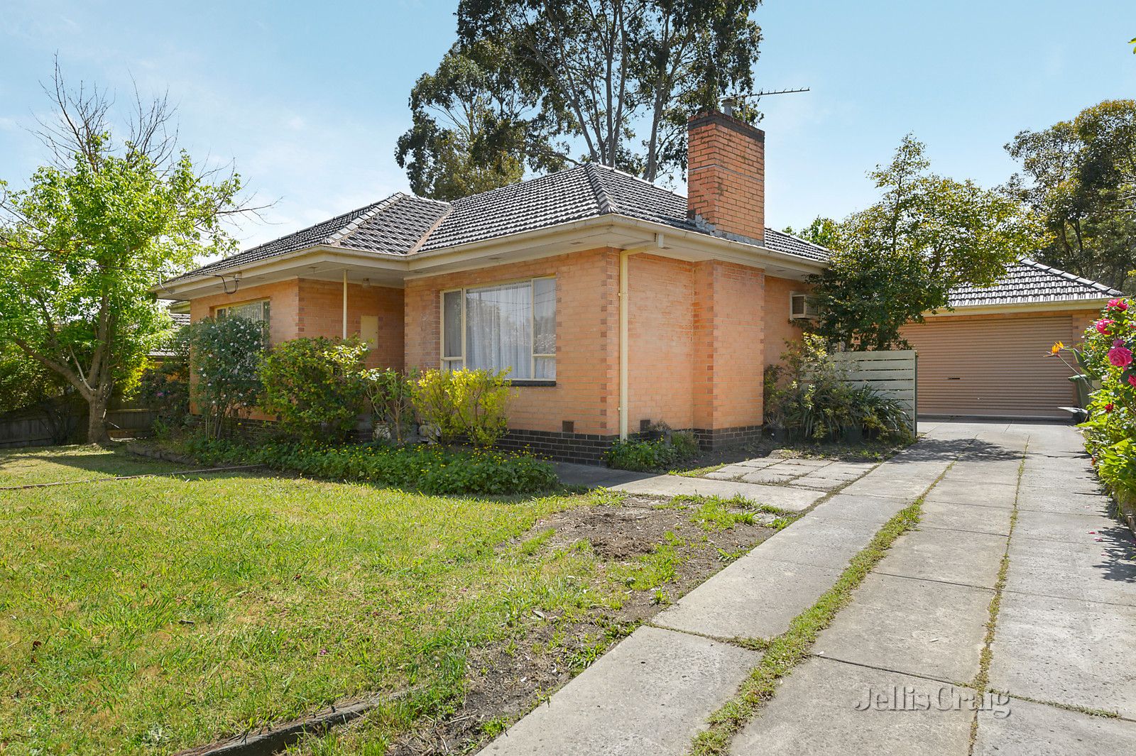 36-roberts-avenue-box-hill-south