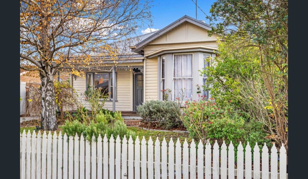 Renovated Ballarat Period Belle Attracts Multiple Interested Parties