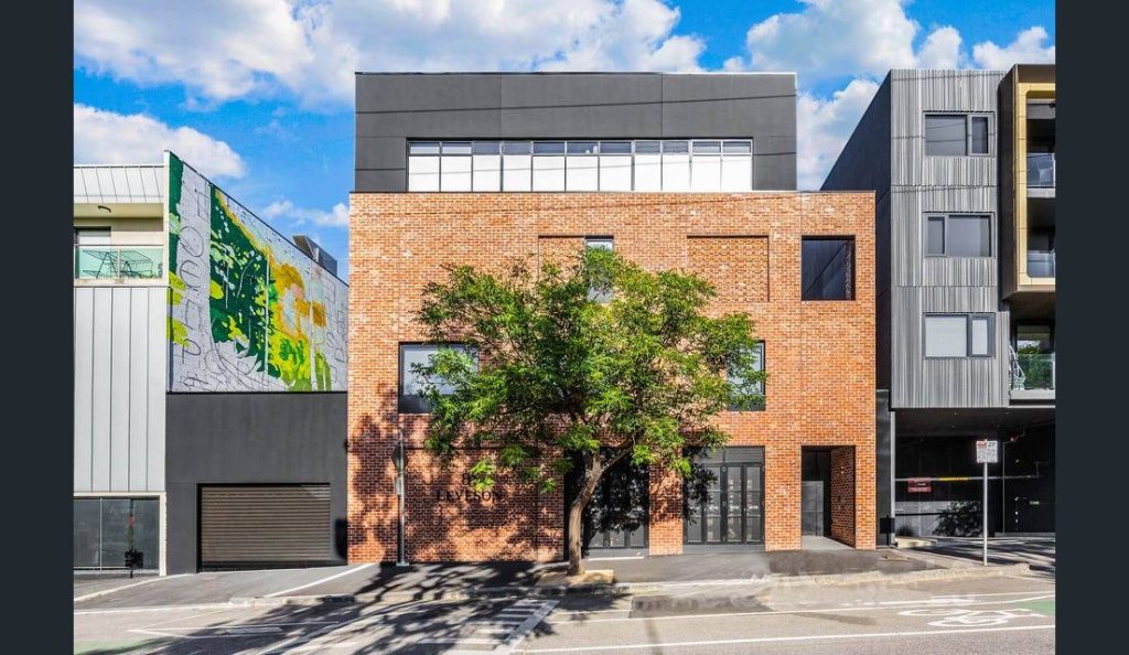 Quality Townhouse Purchase In North Melbourne